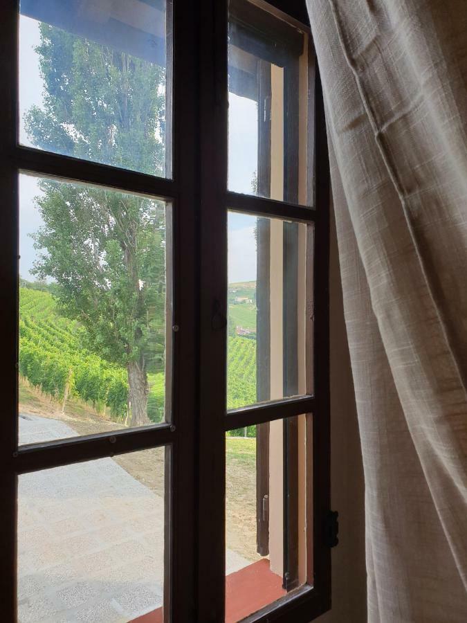 I Grappoli Villa Canelli Buitenkant foto
